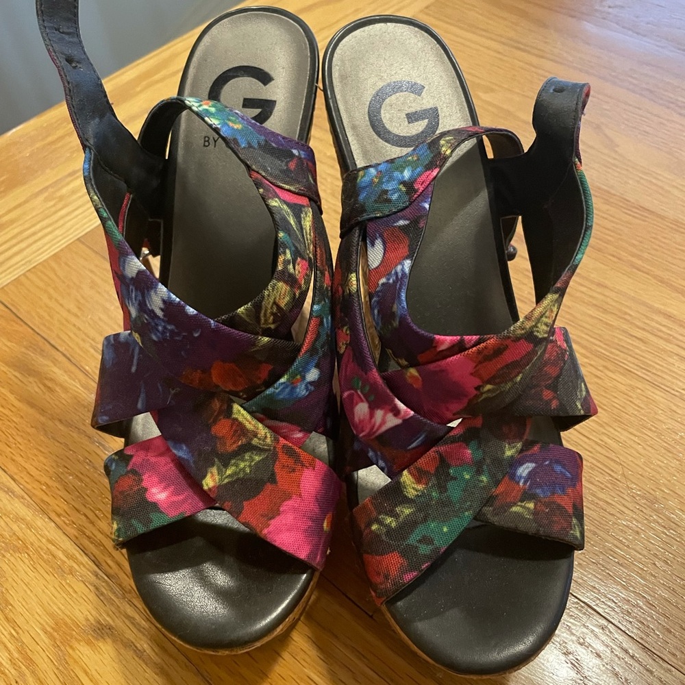 By Guess Wedges
